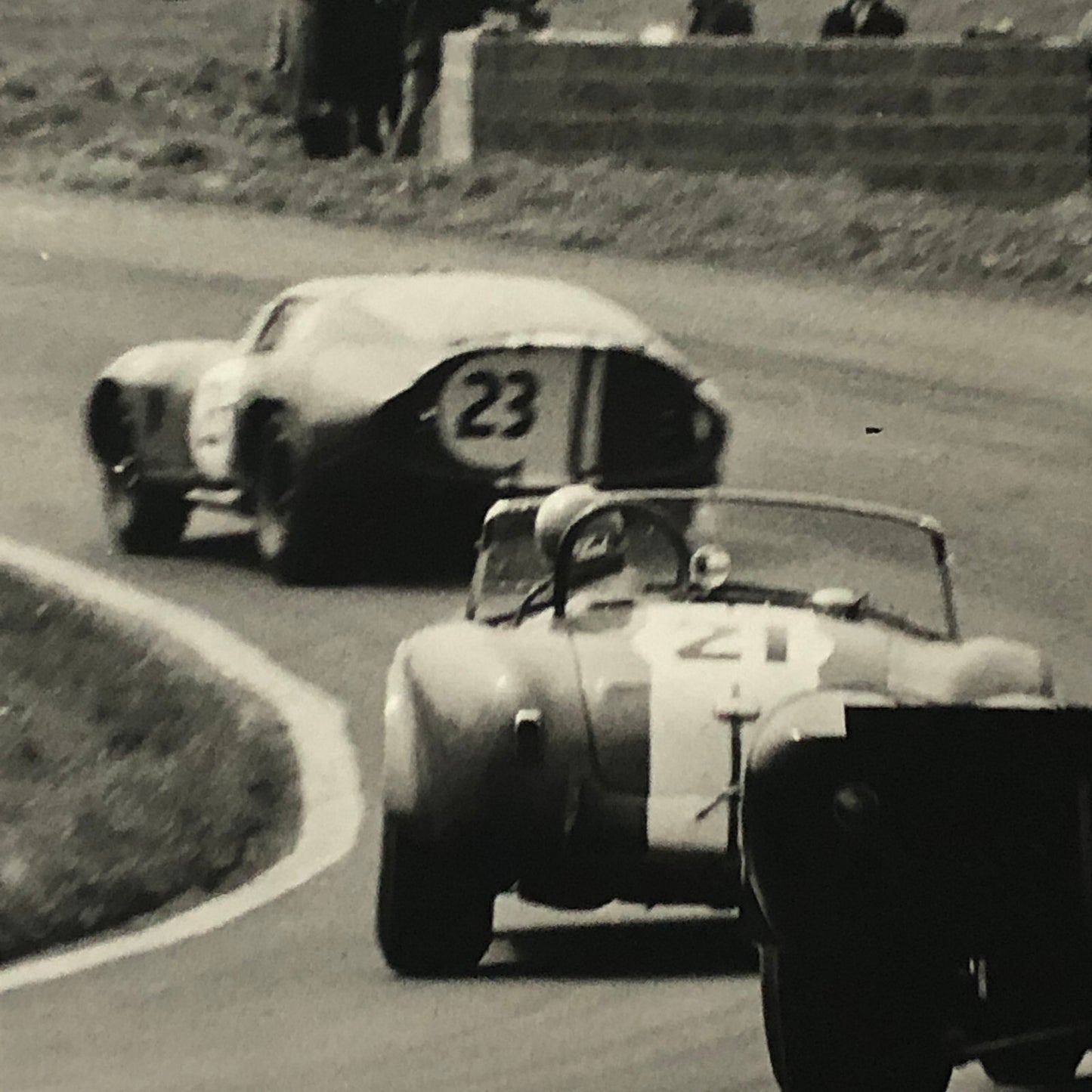Vintage Bernard Cahier Racing Photo Photograph John Surtees Lola Chevrolet + 