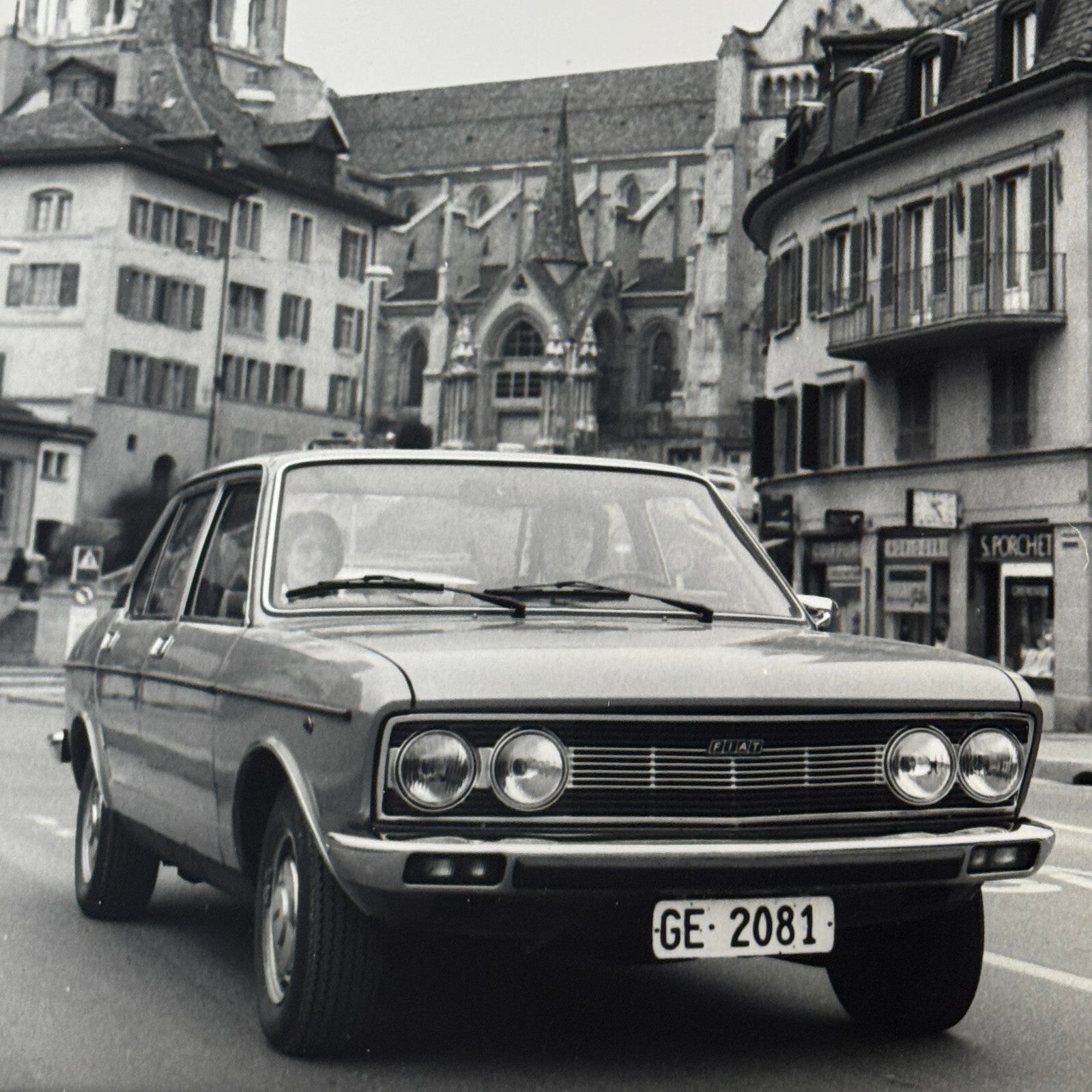 Fiat 132 GLS Car Factory Press Photo Photograph Print Vintage