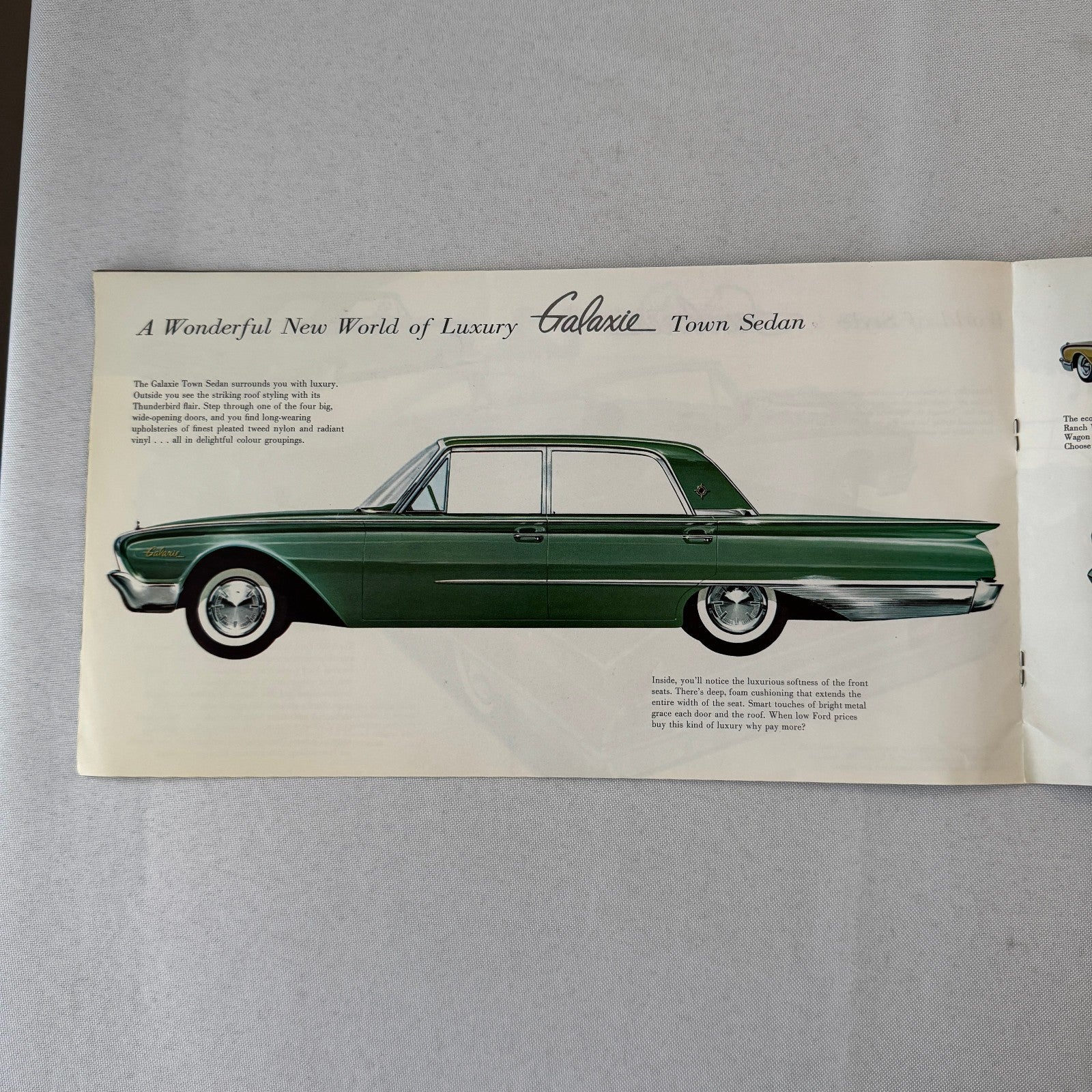 1960 Ford Car Sales Brochure Canadian Galaxie Fairlane Starliner Sunliner