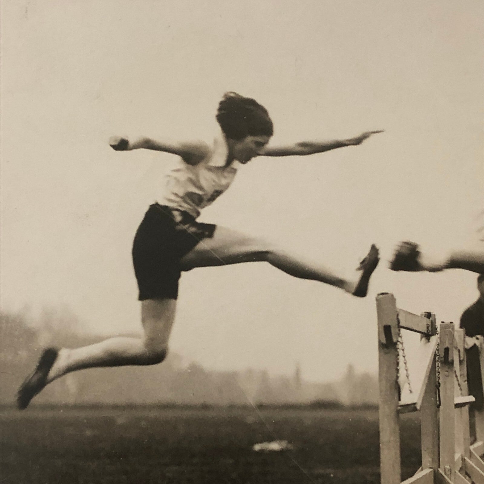 Press Photo Photograph London News Agency LNA Hurdle Jumping Running Women 1933