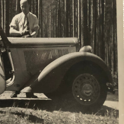 Vintage Photo Photograph Snapshot People with Car Automobile  + AL22SM2