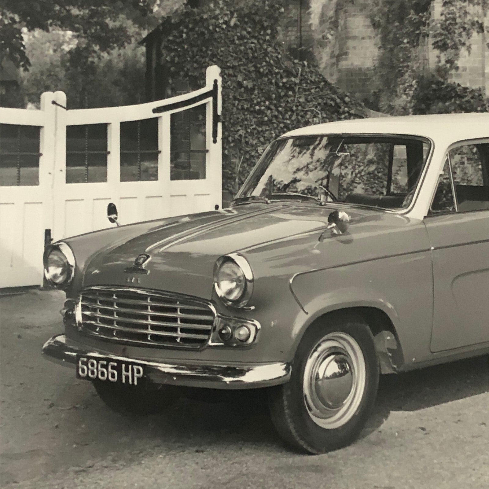 1961 Standard Vanguard Luxury Six Estate Car Factory Press Photo Photograph