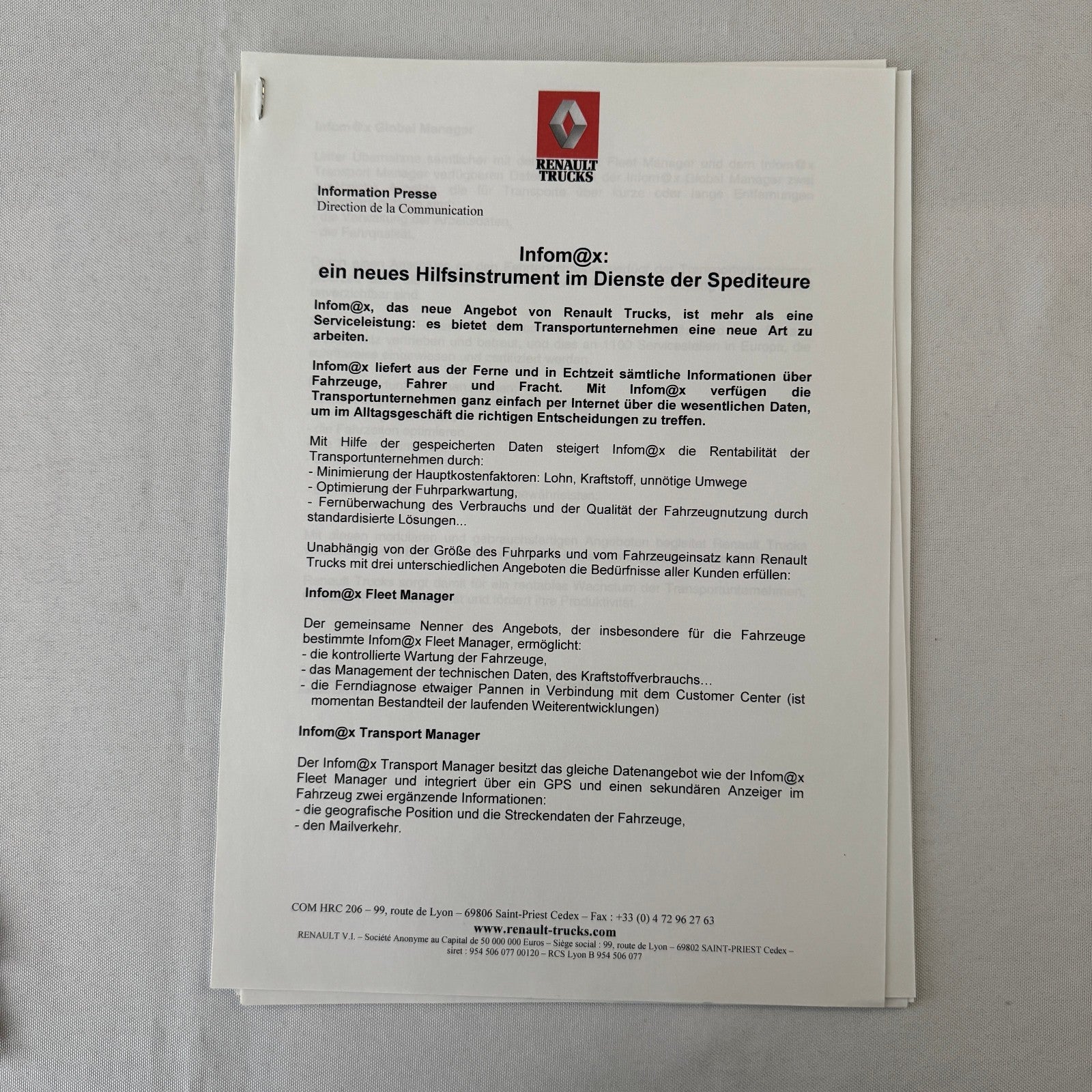 2004 Renault Commercial Truck Press Kit with Photo CD GERMAN