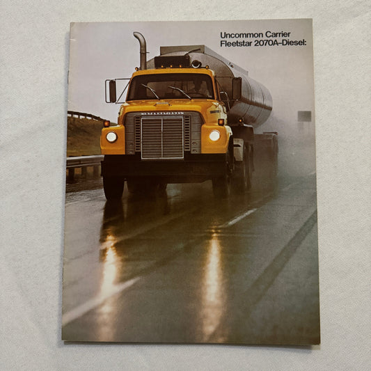 International Fleetstar 2070A Diesel Truck Sales Brochure Catalog Vintage