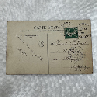 Vintage Zeppelin Airship Dirigible Postcard Post Card French Ville de Paris