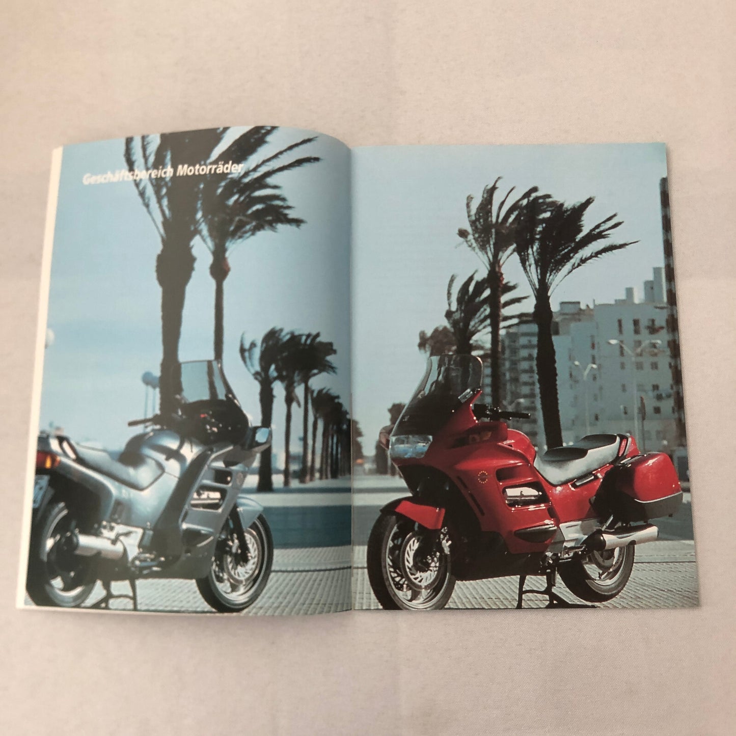 Honda Sales Brochure NSX Motorcycle Catalog GERMAN Text