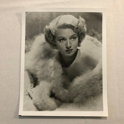 Actress Photo Photograph Vintage Image Modern Print Beautiful Lana Turner ?