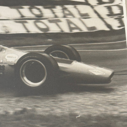 Vintage Racing Photo Bruce McLaren M7A 1968 French Grand Prix Race Motorsport