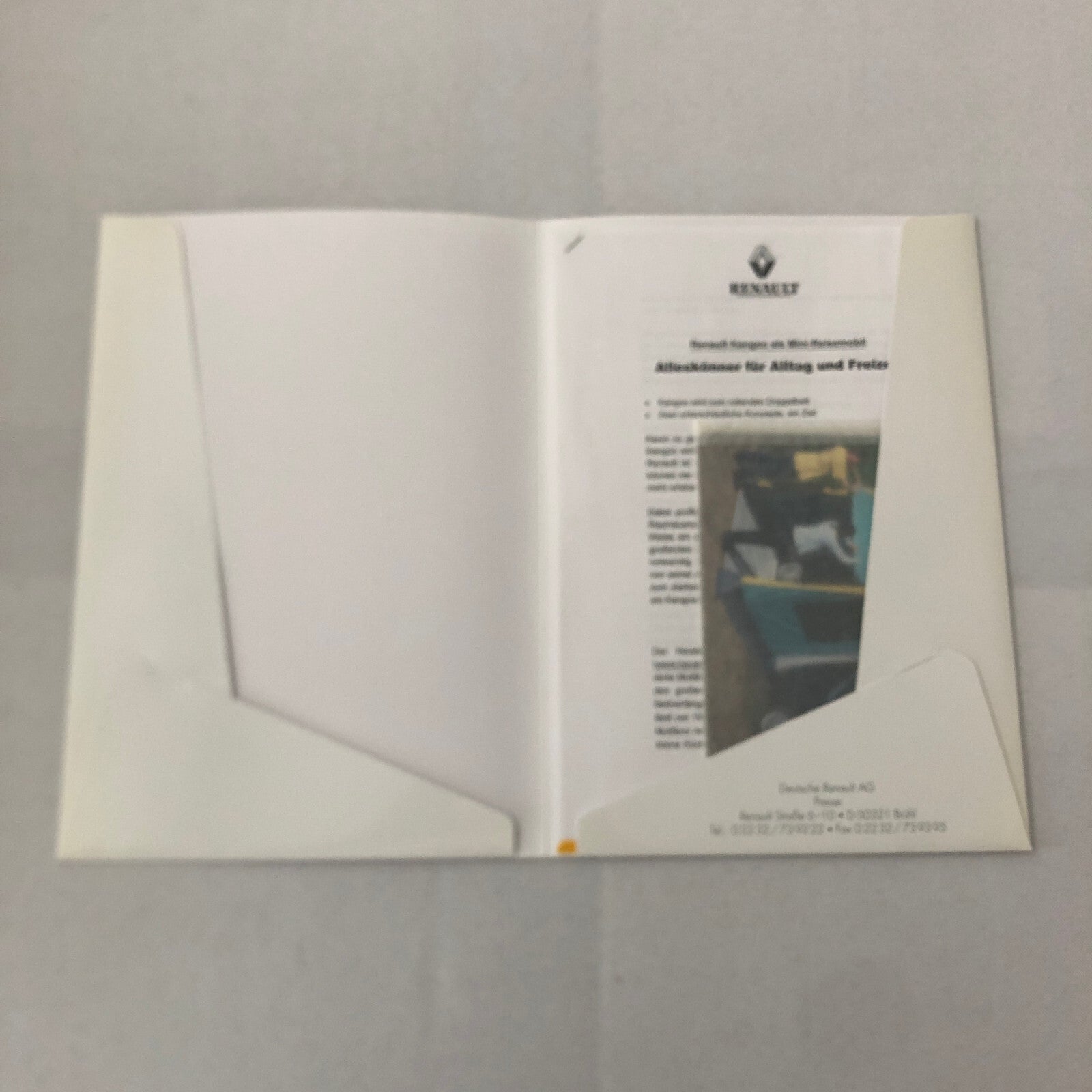 Renault Kangoo Camper Motor Home Press Kit Brochure Photos GERMAN Text