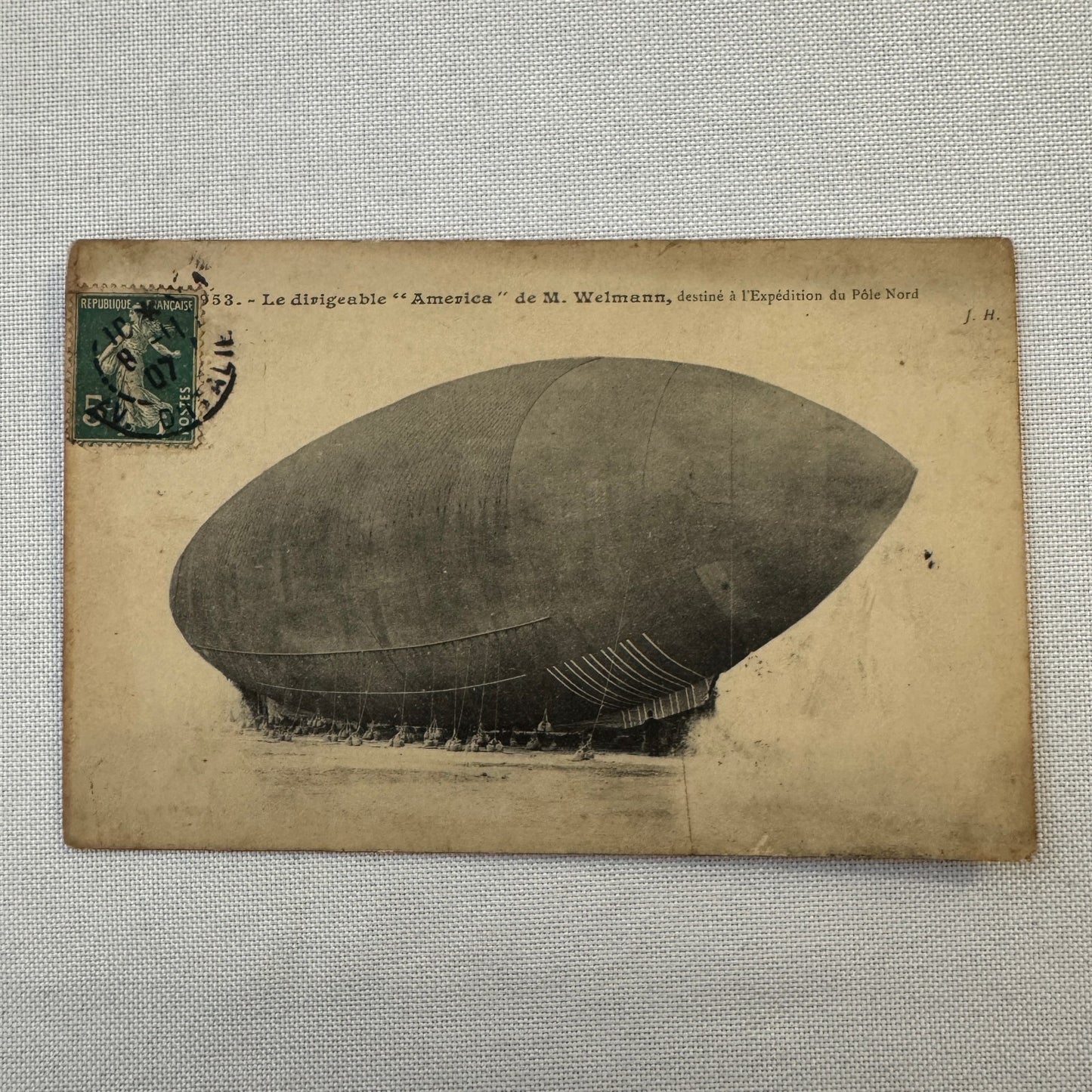 Vintage Zeppelin Airship Dirigible America Postcard Post Card French North Pole