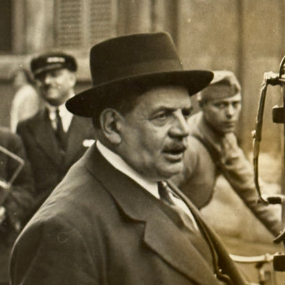 French Premier Edouard Herriot Takes Citroen Taxi Cab Paris Press Photo