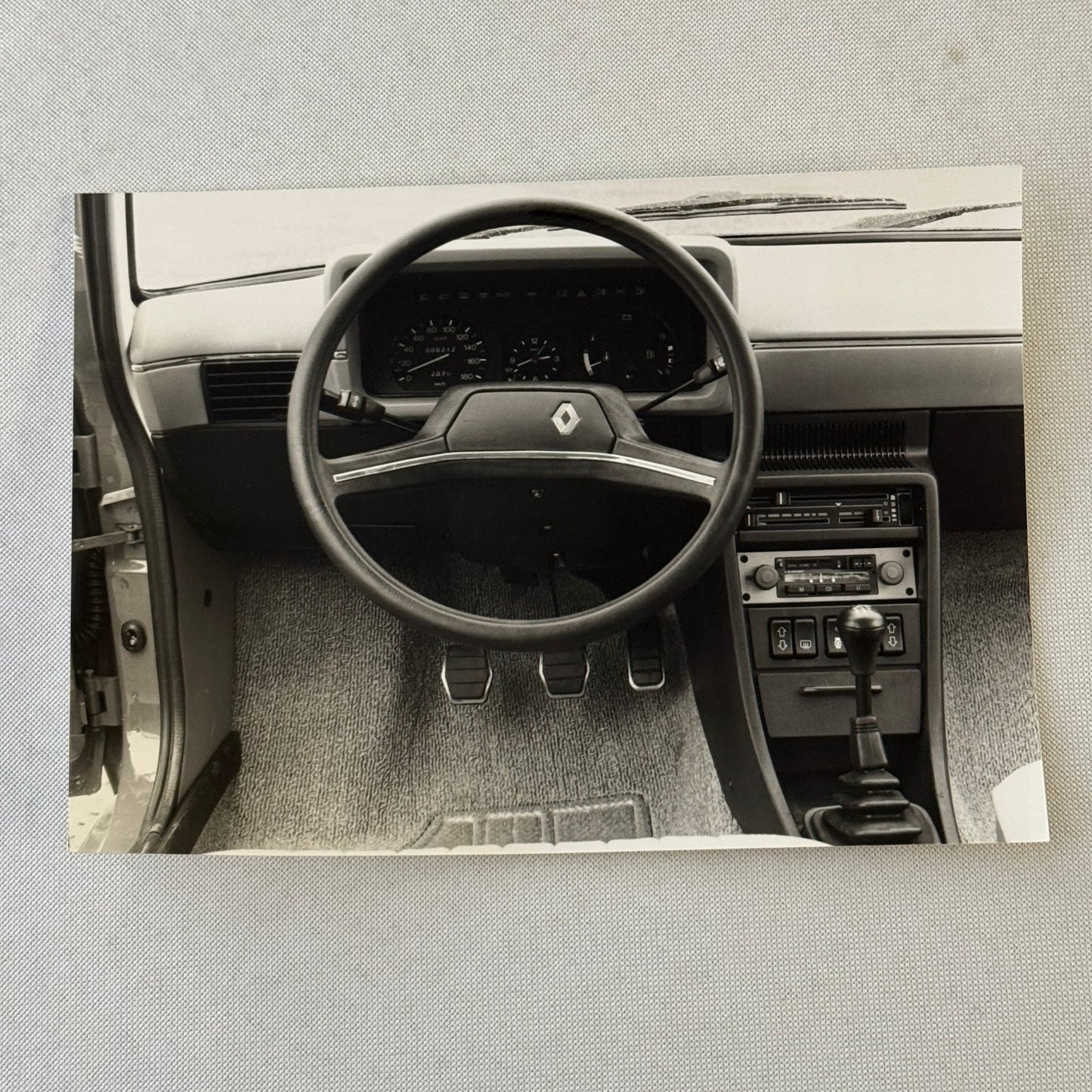 Renault 18 Diesel Car Factory Press Kit Renault 18 TD GTD GERMAN Text 1980 1981