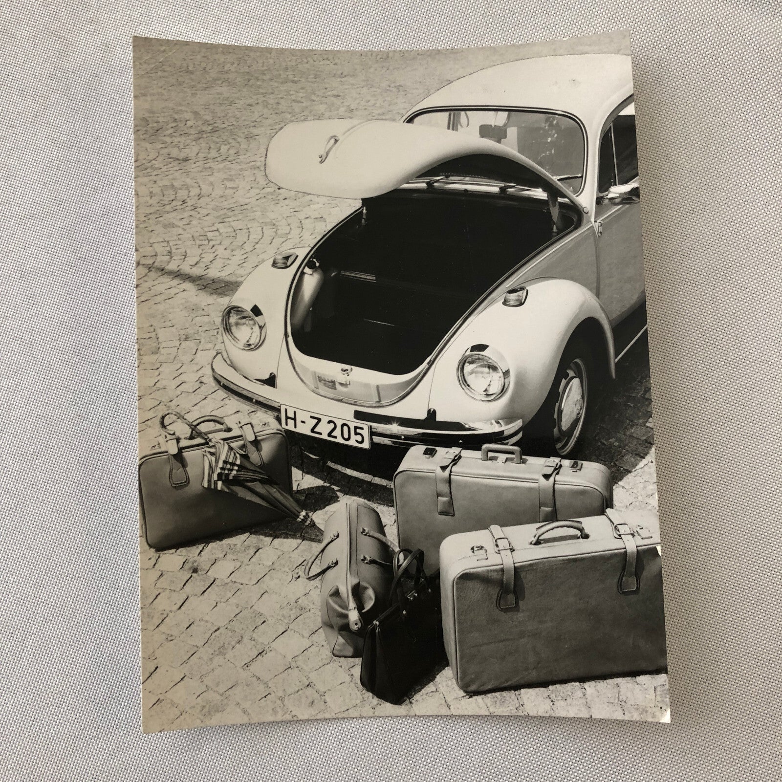 Vintage Volkswagen VW Beetle Factory Press Photo Photograph DUTCH Caption
