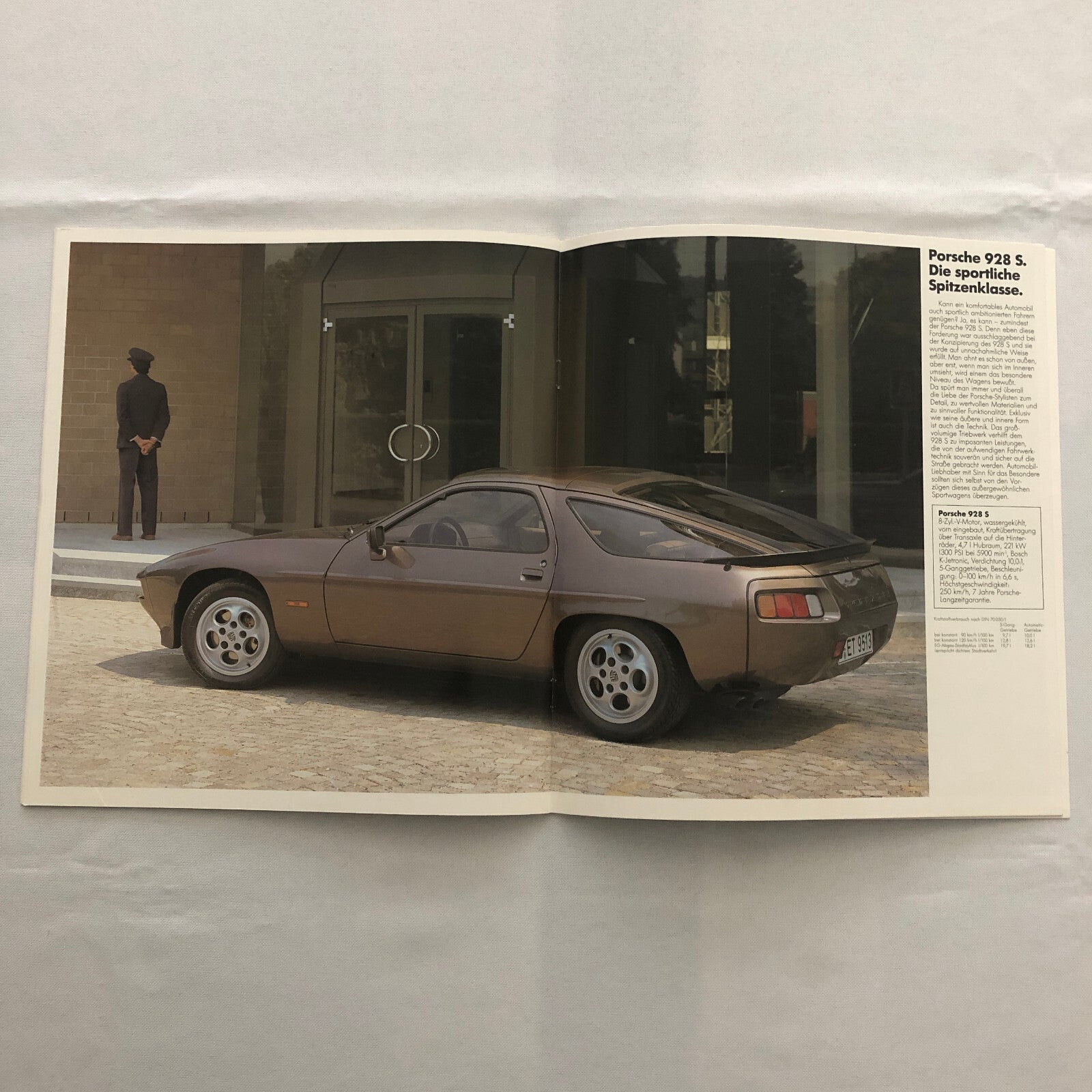 Porsche Sales Brochure Catalog 924 944 911 SC 911SC 911 Turbo 928S 928 S GERMAN