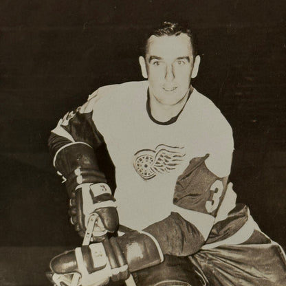 Detroit Red Wings Poul Popiel Hockey Player Photo Photograph Vintage 1968 1969