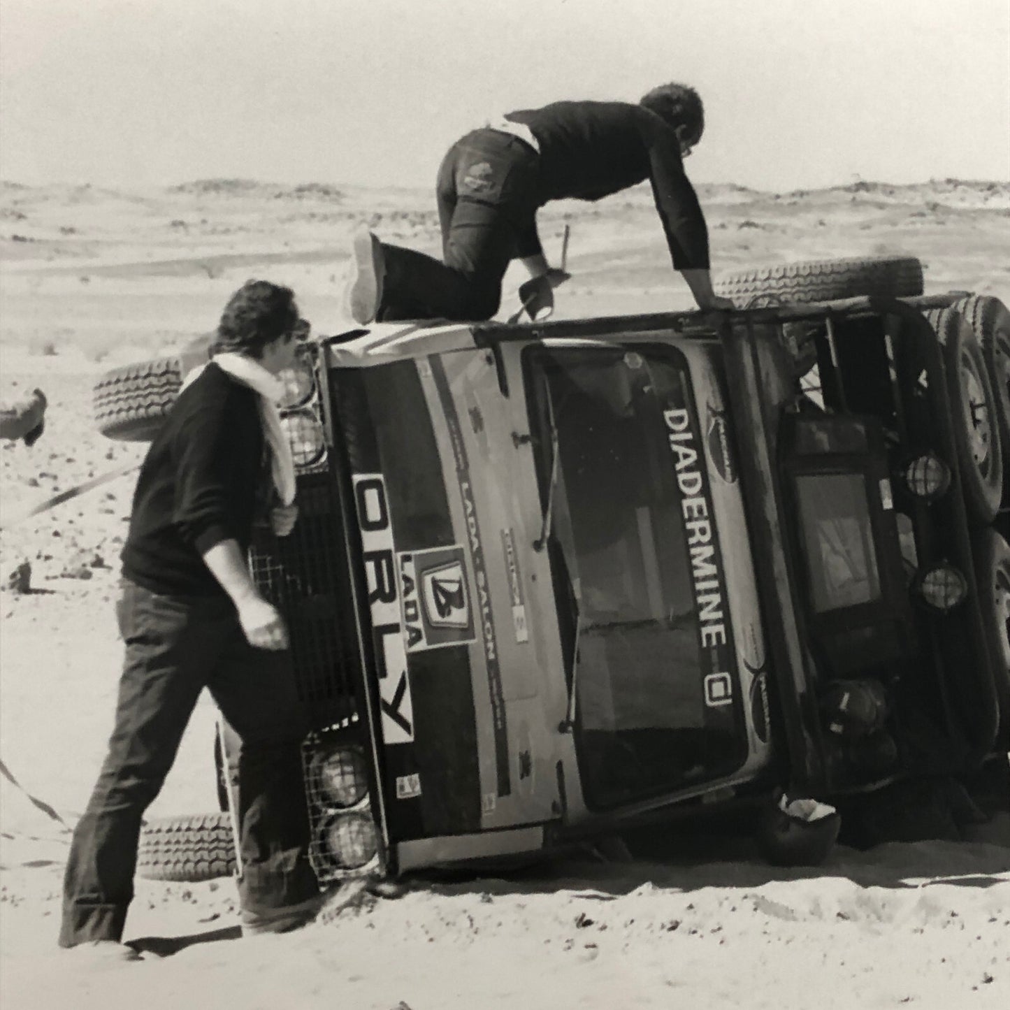 1980 Transafrica Rally Rallye Photo Photograph DPPI Truck Crash Wreck Africa