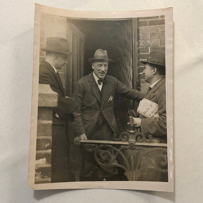Press Photo Photograph British Man Failure to Pay Spousal Support Legal Case