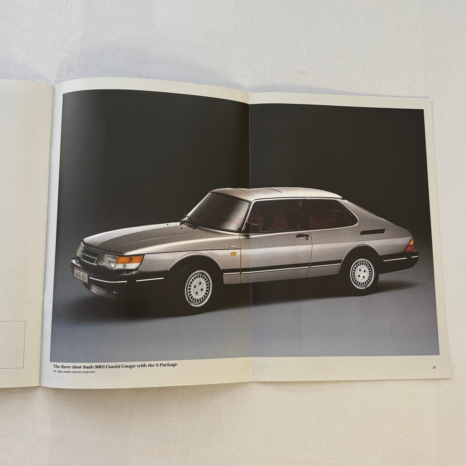 Vintage Saab 900 900i Car Sales Brochure Catalog Saab 1986 1987