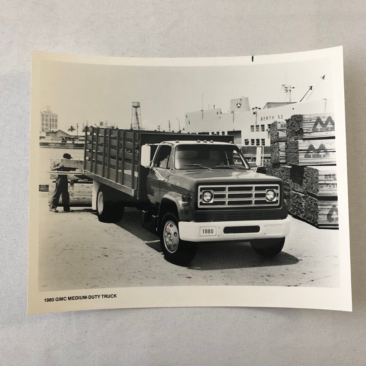 1980 GMC Medium Duty Truck Press Photo Photograph Print