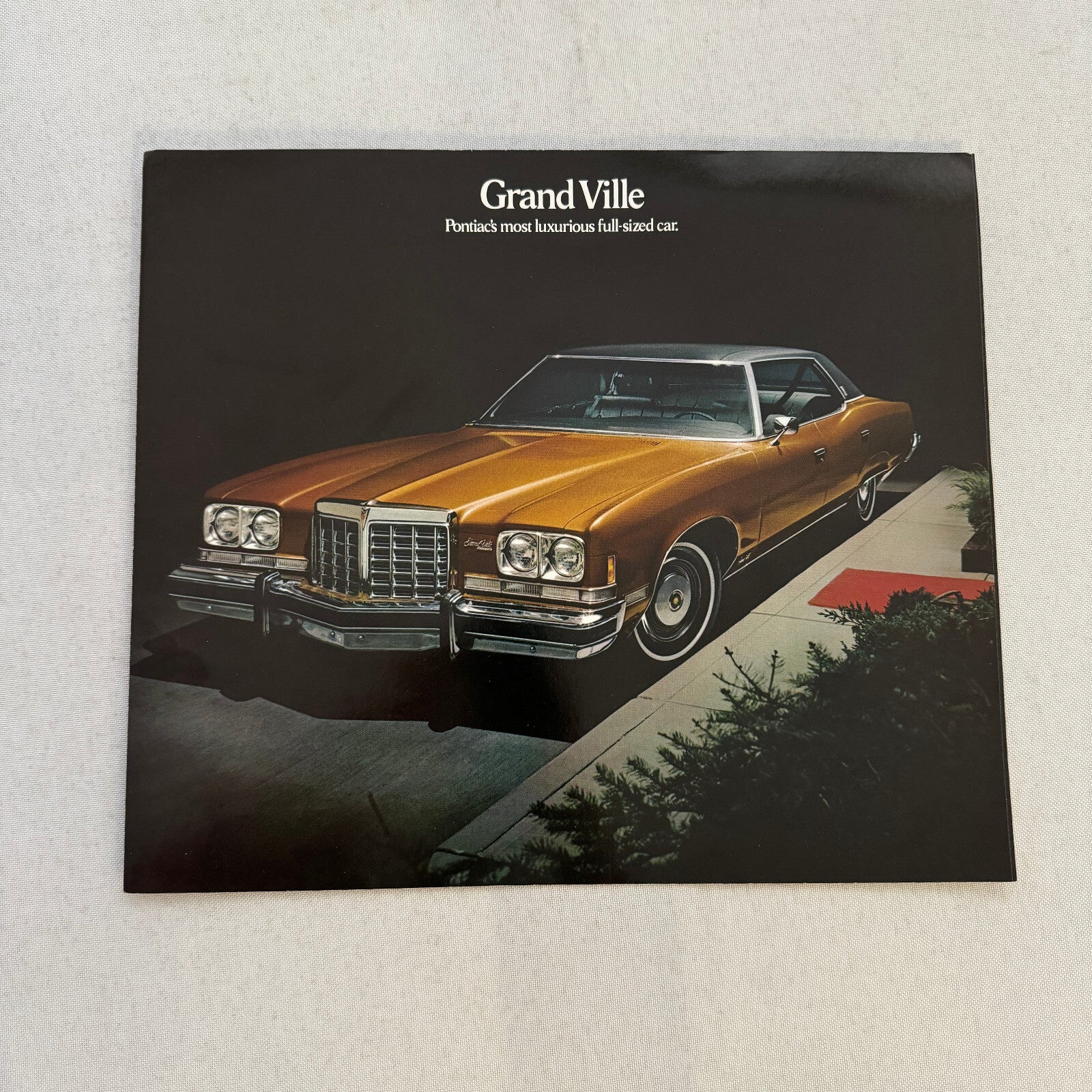 1974 Pontiac Grand Ville Car Sales Brochure Catalog Advertising