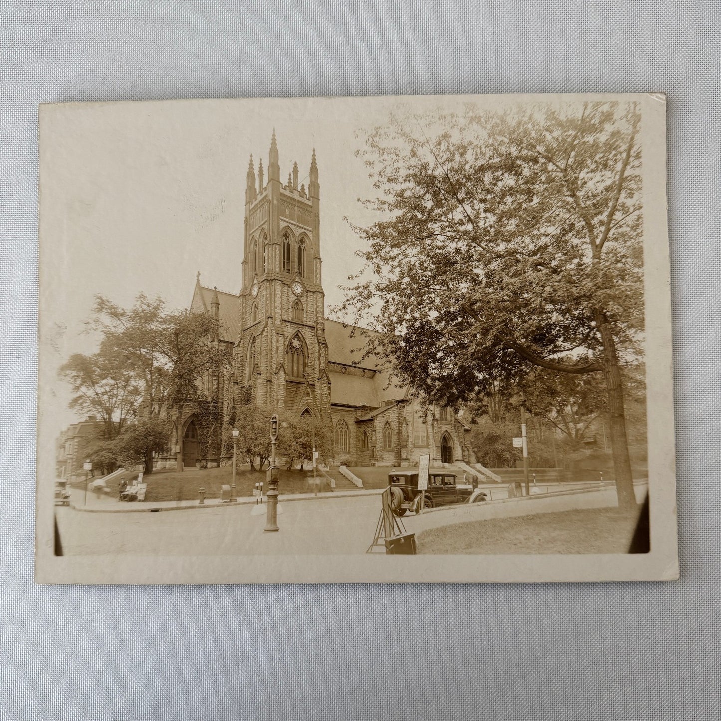 Vintage Photo Photograph 1929 St George's Church Car Automobile Building