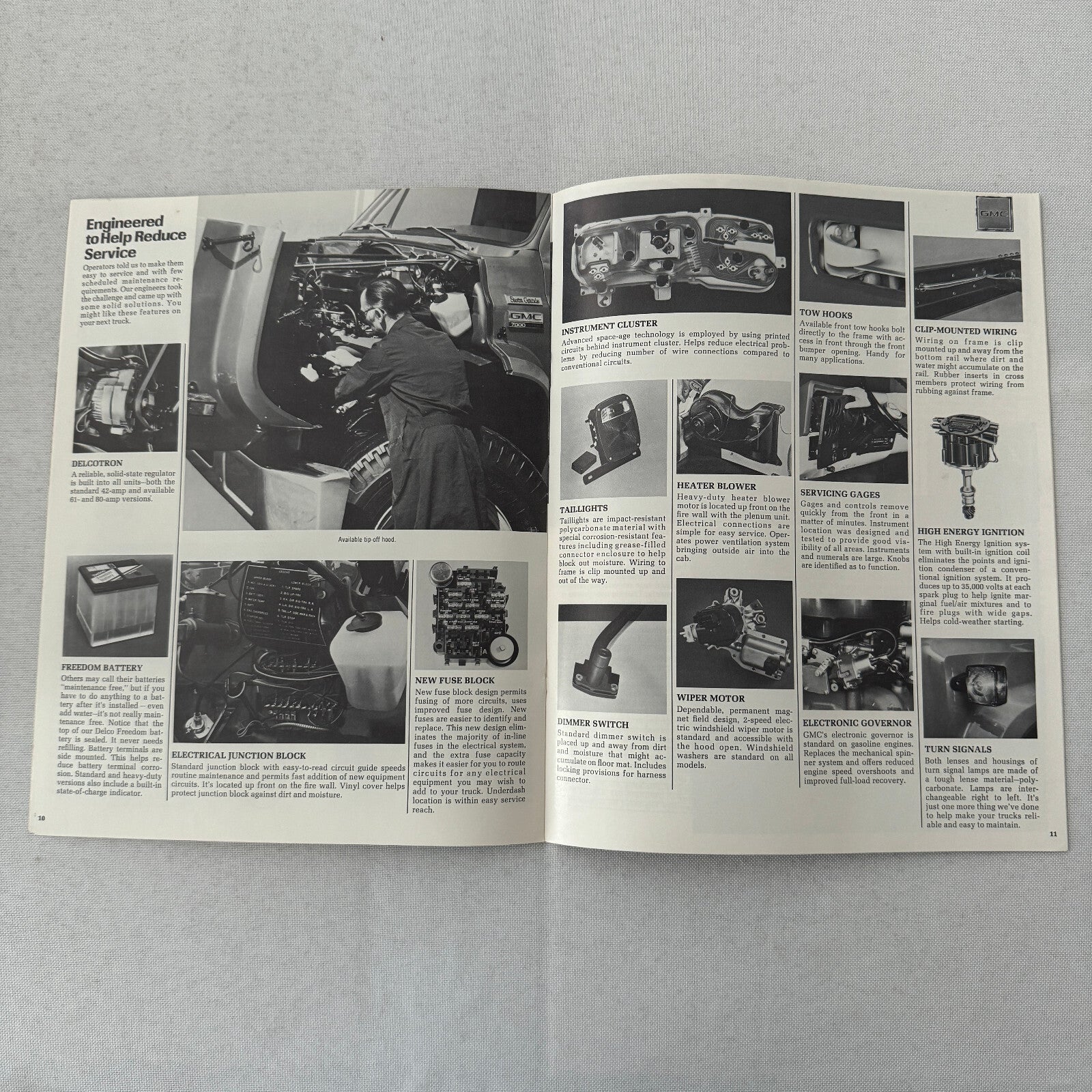 GMC Series 7000 Conventional Truck Sales Brochure Catalog Advertising Vintage