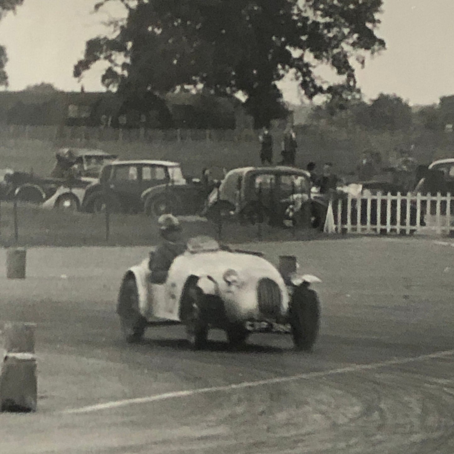 Vintage Car Automobile Racing Photo Photograph Print - Guy Griffiths Tag REA22E4