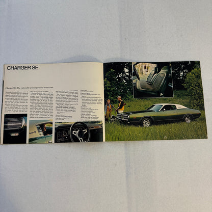 1972 Dodge Car Sales Brochure Catalog Dart Demon Challenger Coronet Charger +