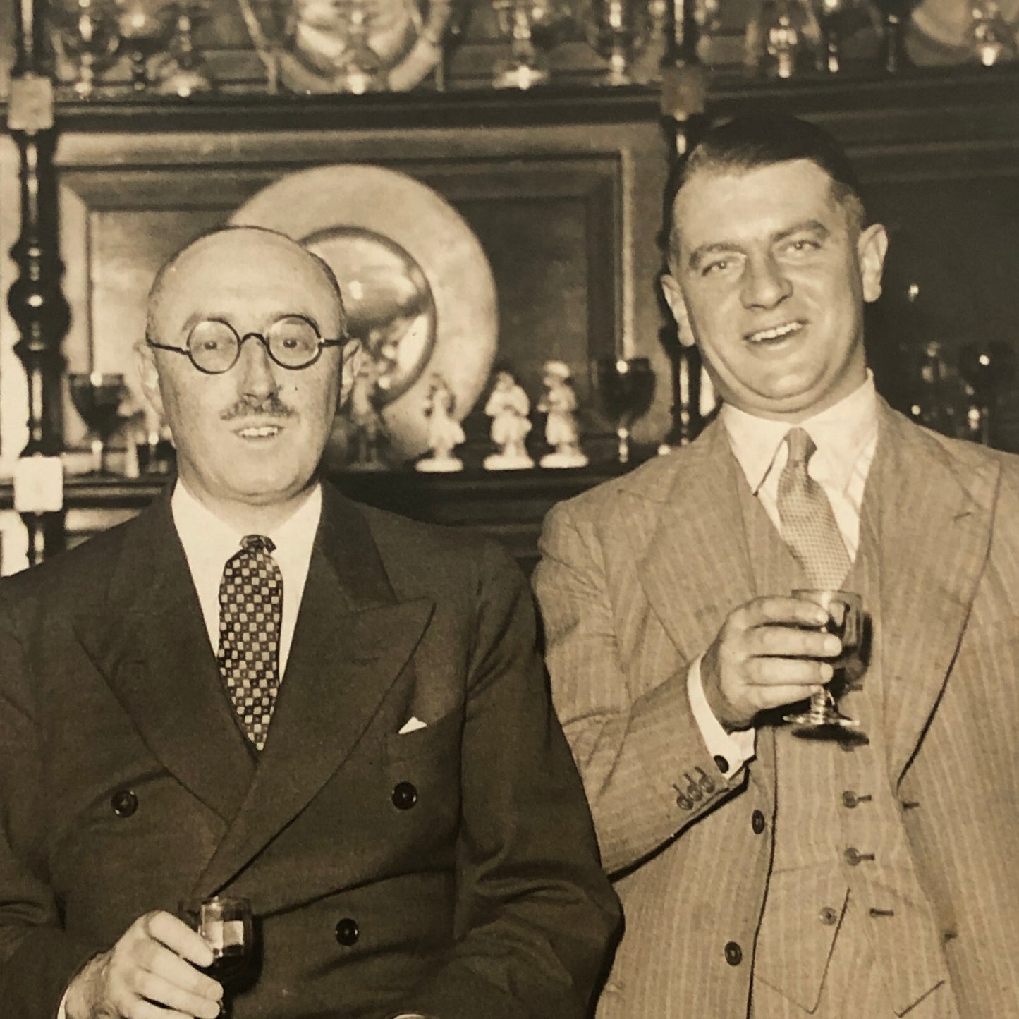 Press Photo Photograph Aviators Pilots Ye Olde Hambone Club London News 1933