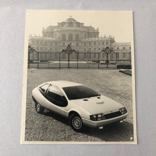 Ford Ghia Megastar II Prototype Concept Car Design Photo Photograph