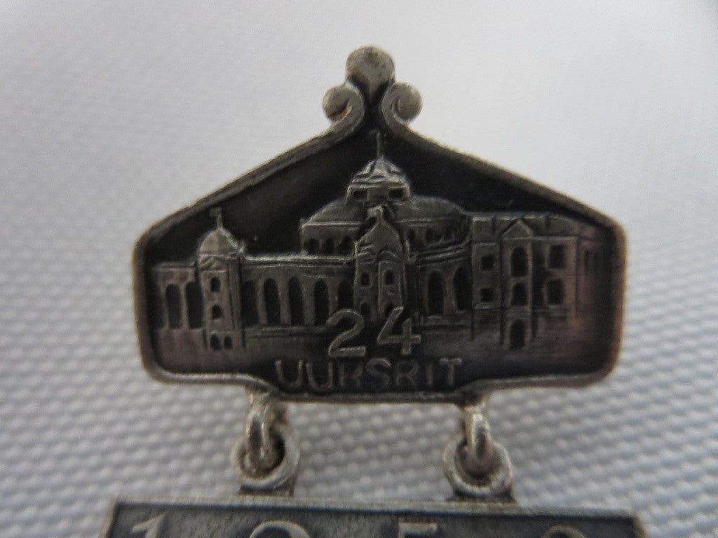 1952 24 Uursrit Hours Dutch European Car Rally Pin Badge 