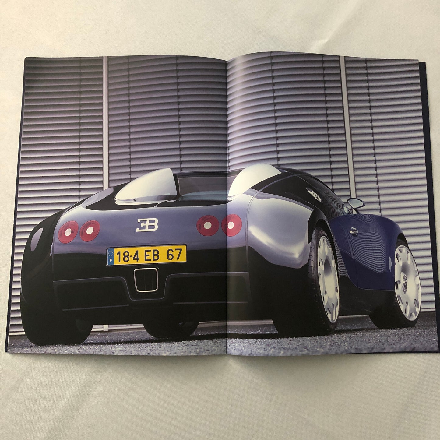 Bugatti Veyron EB 18/4 Concept Car Sales Brochure Catalog