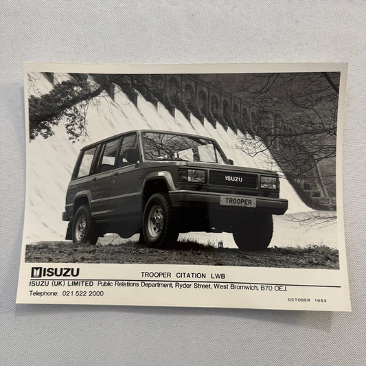 Isuzu Trooper Citation LWB Factory Press Photo Photograph Vintage 1989
