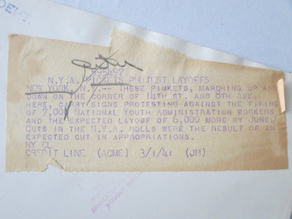 1941 Press Photo NYA Strike Picket Protest National Youth Administration