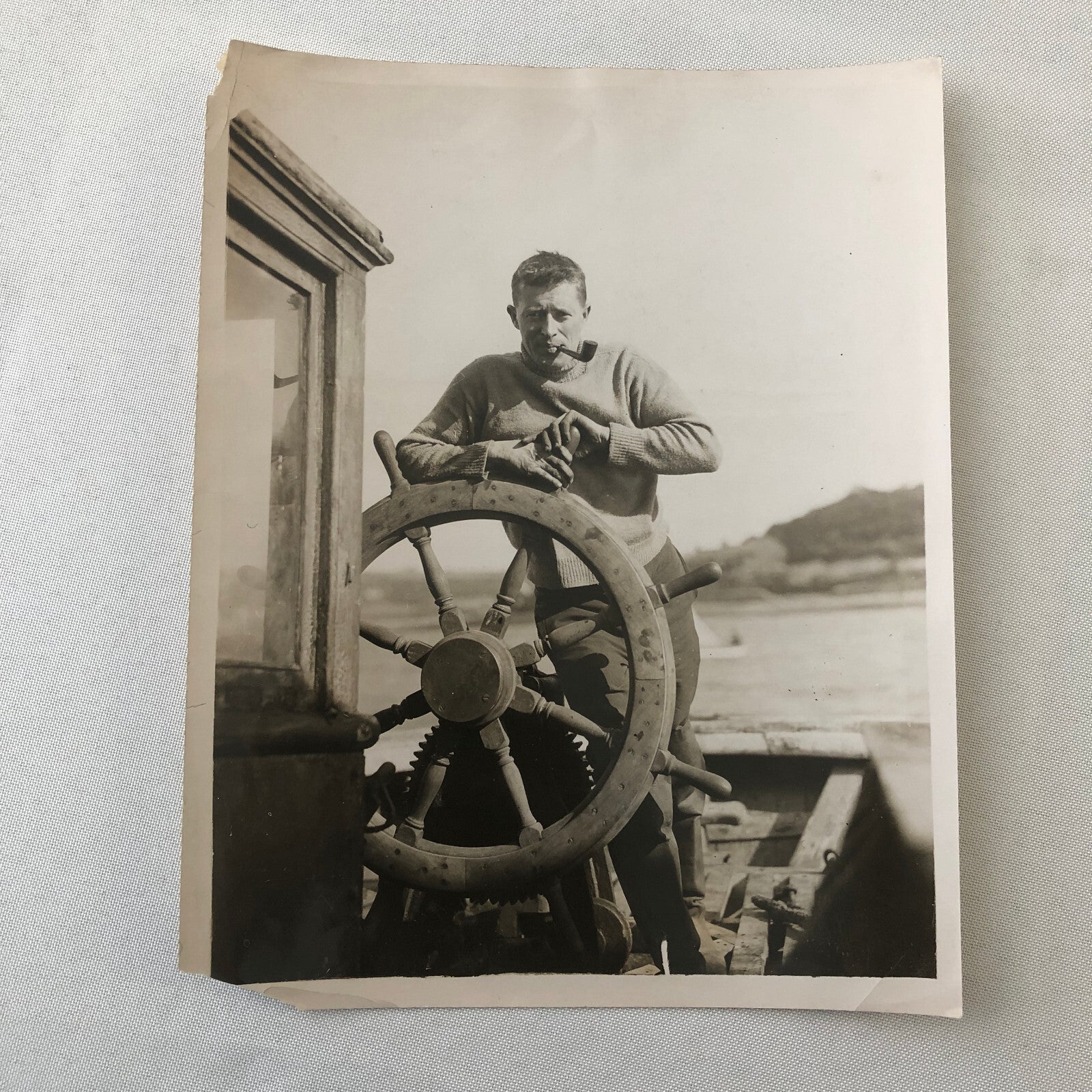Press Photo Photograph British Expedition for Pirate Gold Treasure Ship Captain