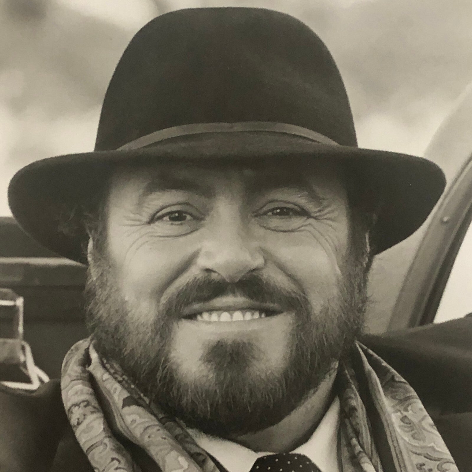 Luciano Pavarotti Opera Singer Tenor Press Photo Photograph Print 1982