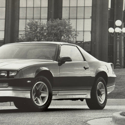1986 Chevrolet Camaro Z28 Factory Press Publicity Photo Photograph Print Chevy