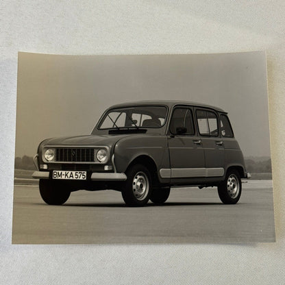 1982 Renault Press Kit Brochure Photos Renault 5 Turbo 9 14 Fuego 30 Alpine A310