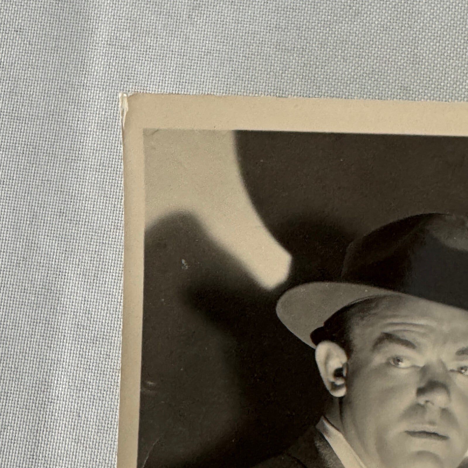 Vintage Movie Film Press Photo Photograph Walk a Crooked Mile Dennis O'Keefe