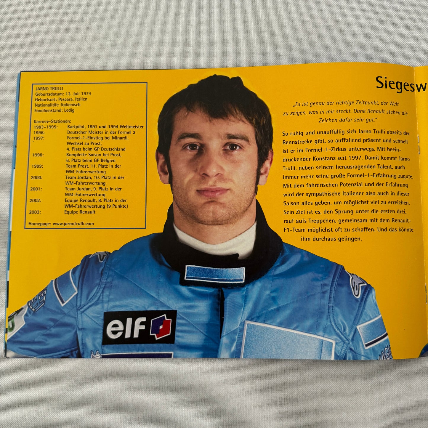 2002 Renault Formula One F1 Team Brochure Jarno Trulli Fernando Alonso