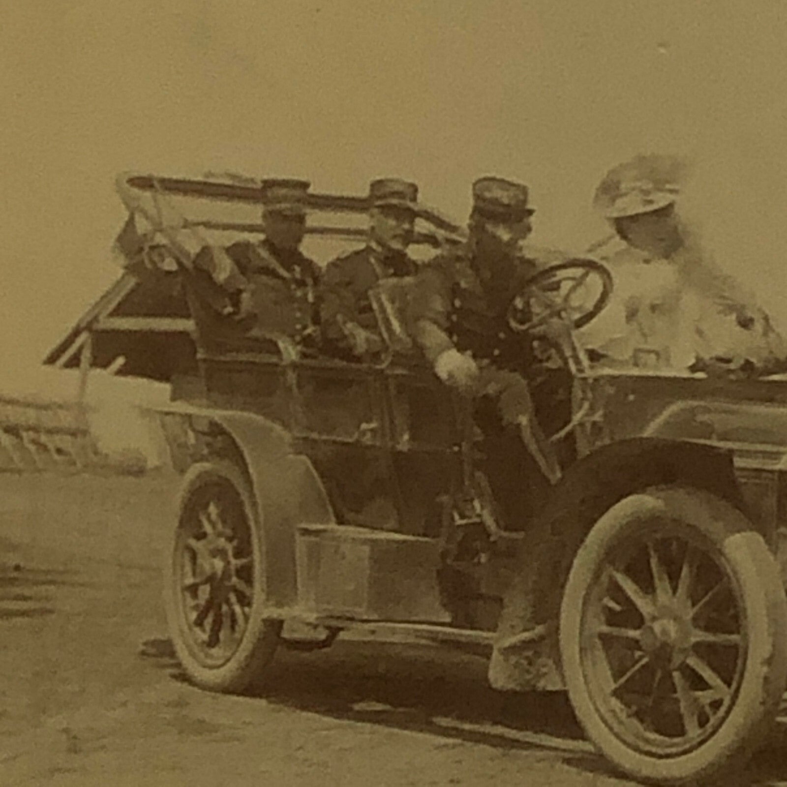 Antique Photo Photograph Print Men in Early Automobile Car Vehicle 1907 Italy ?