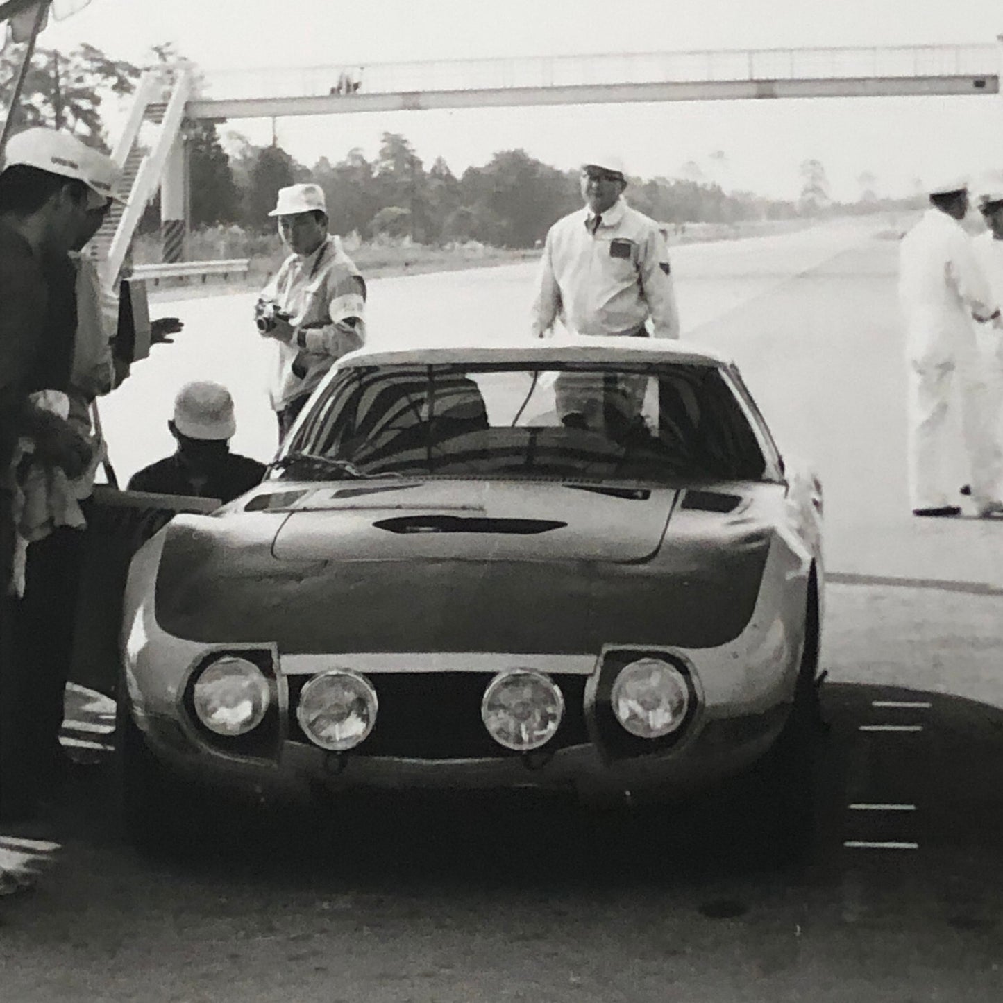 Toyota 2000GT Photo Photograph Print Toyota 2000 GT