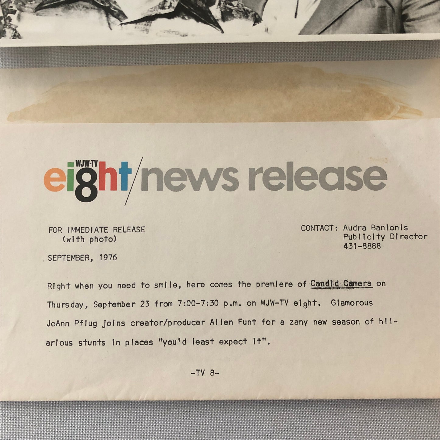 1976 Candid Camera Allen Funt JoAnn Pflug Television TV Press Photo Photograph