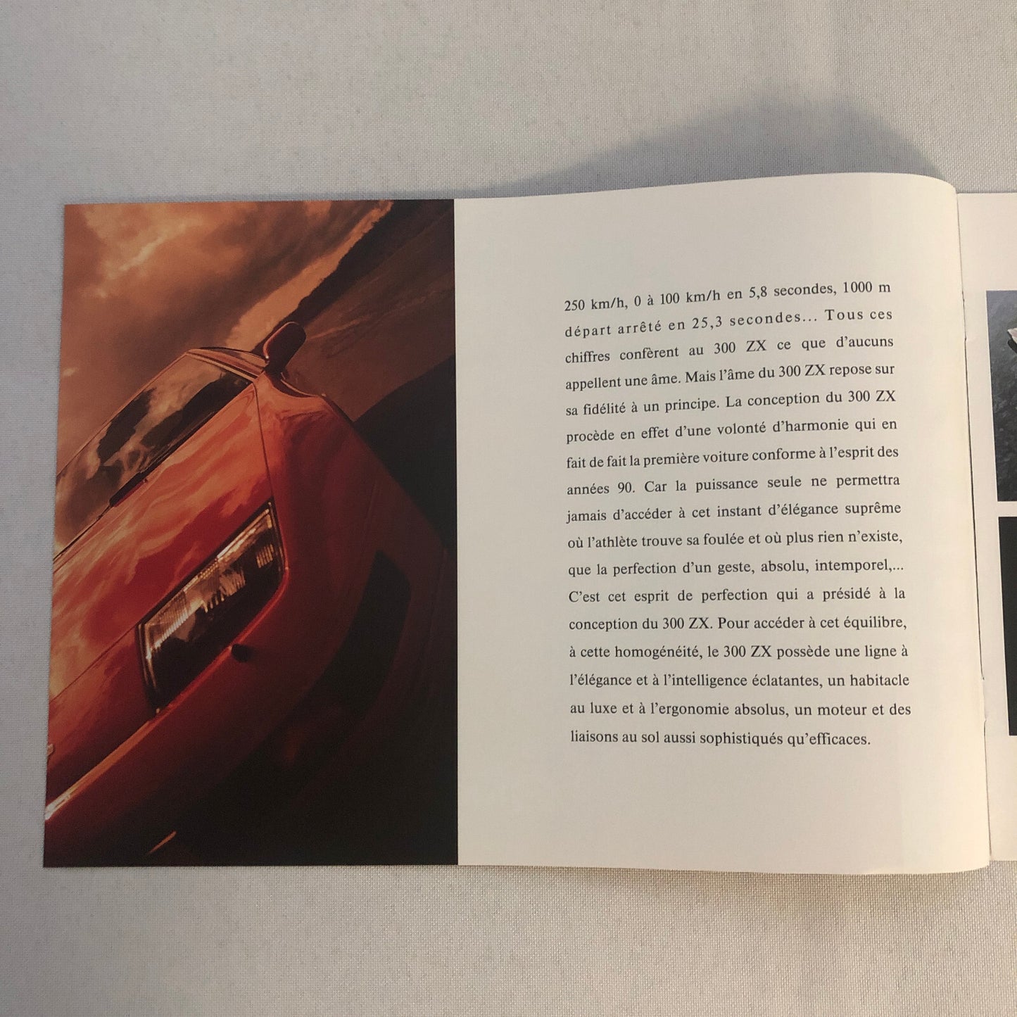 Vintage Nissan 300ZX Car Sales Brochure Catalog 300 ZX FRENCH Text European