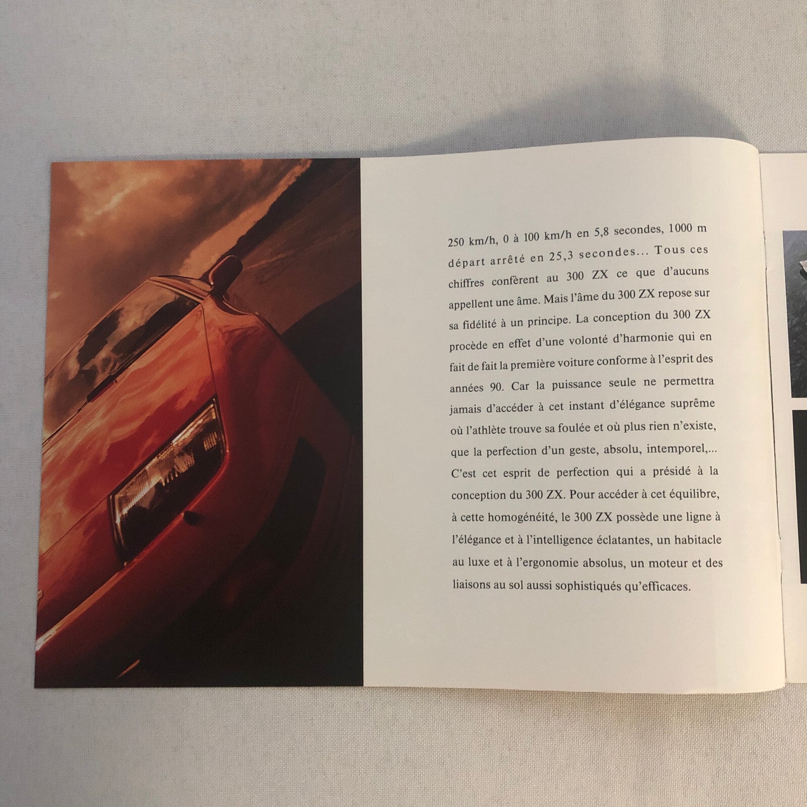 Vintage Nissan 300ZX Car Sales Brochure Catalog 300 ZX FRENCH Text European