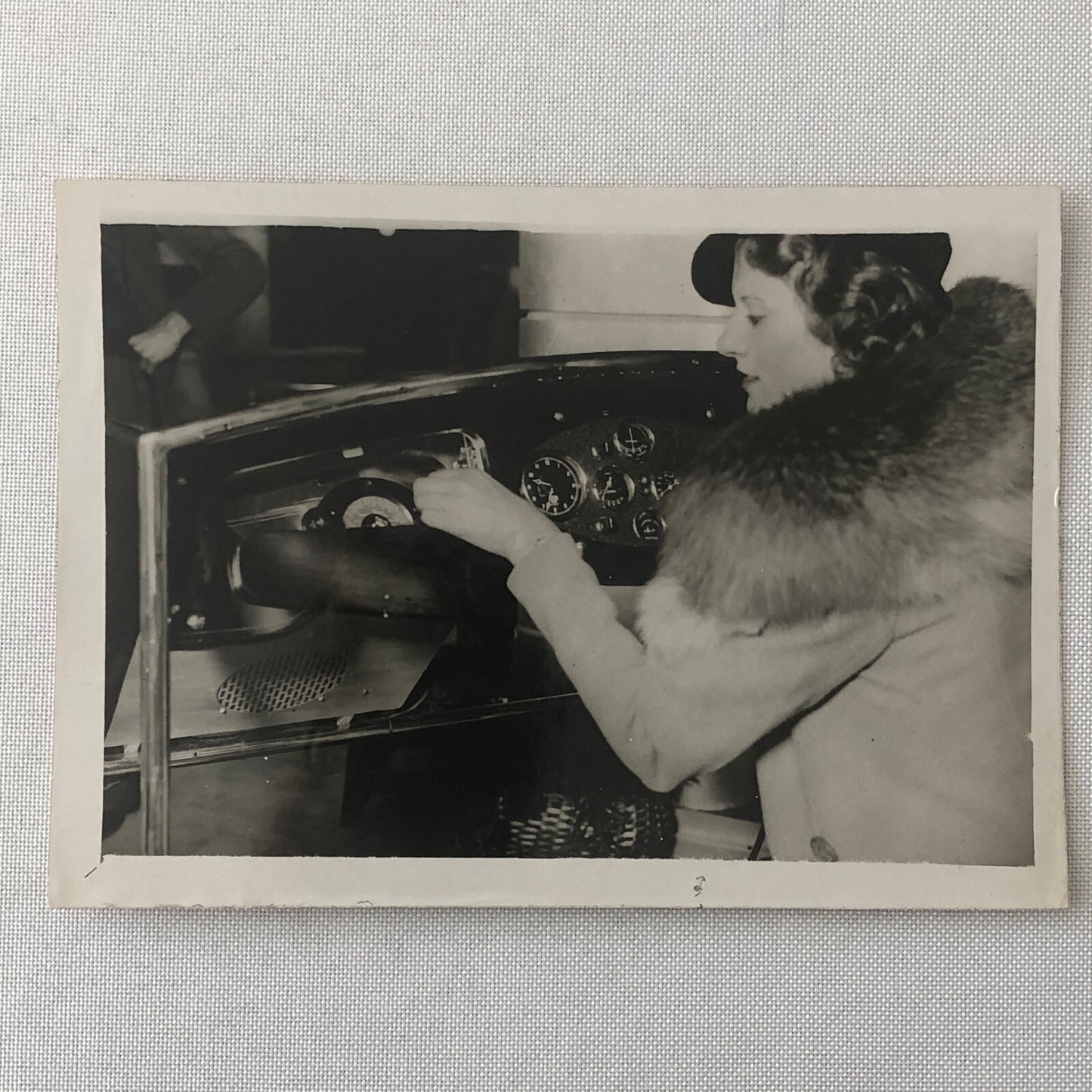 Vintage Press Photo Photograph Ekco Car Radio London Show Display 1934