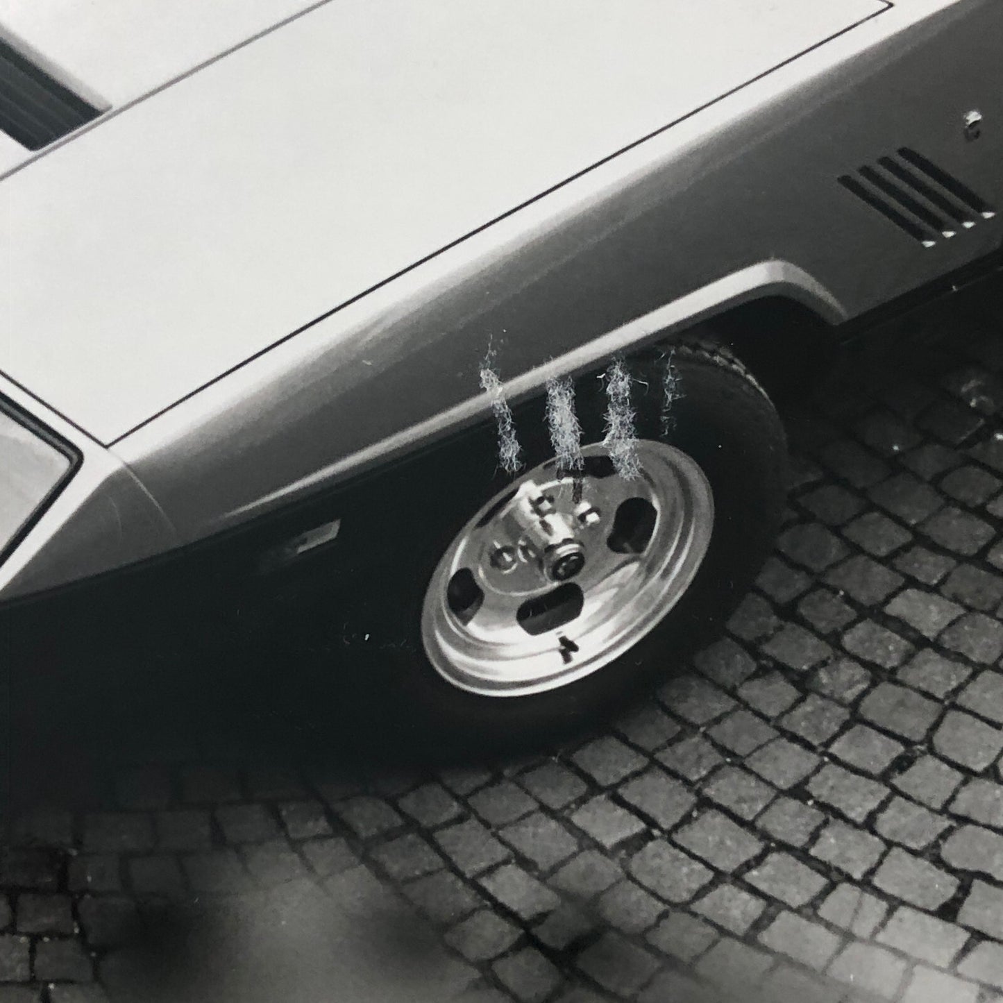 Ford Ghia Design Lucano Prototype Concept Car Press Photo Photograph