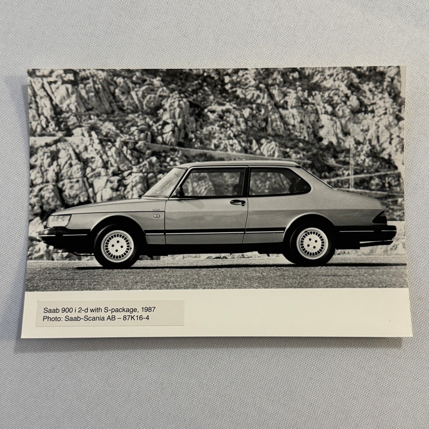1987 Saab 900i Car Automobile Factory Press Photo Photograph Vintage Saab 900 i