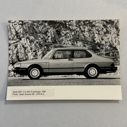 1987 Saab 900i Car Automobile Factory Press Photo Photograph Vintage Saab 900 i