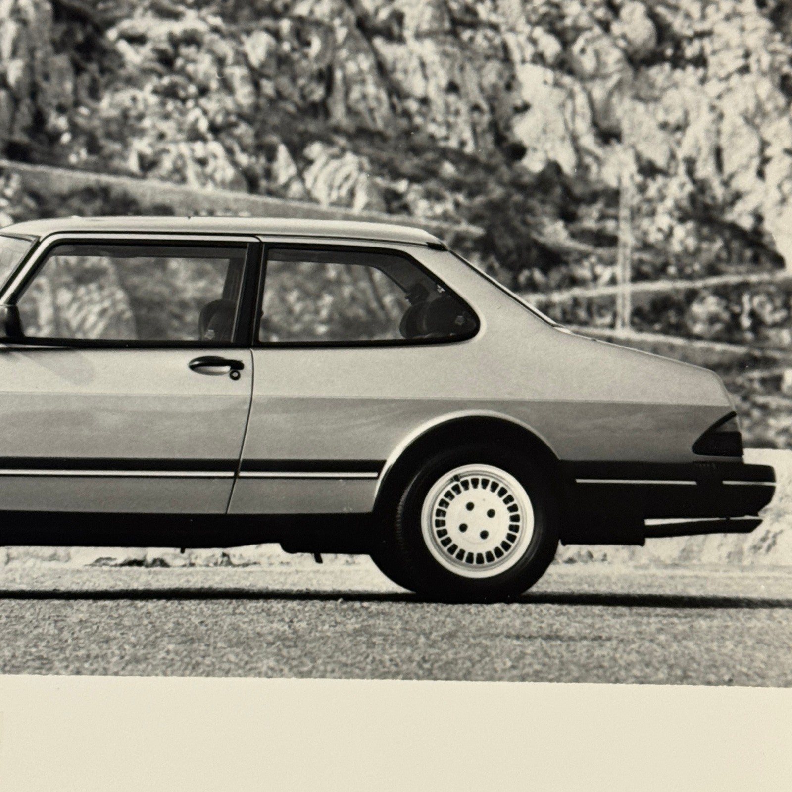 1987 Saab 900i Car Automobile Factory Press Photo Photograph Vintage Saab 900 i